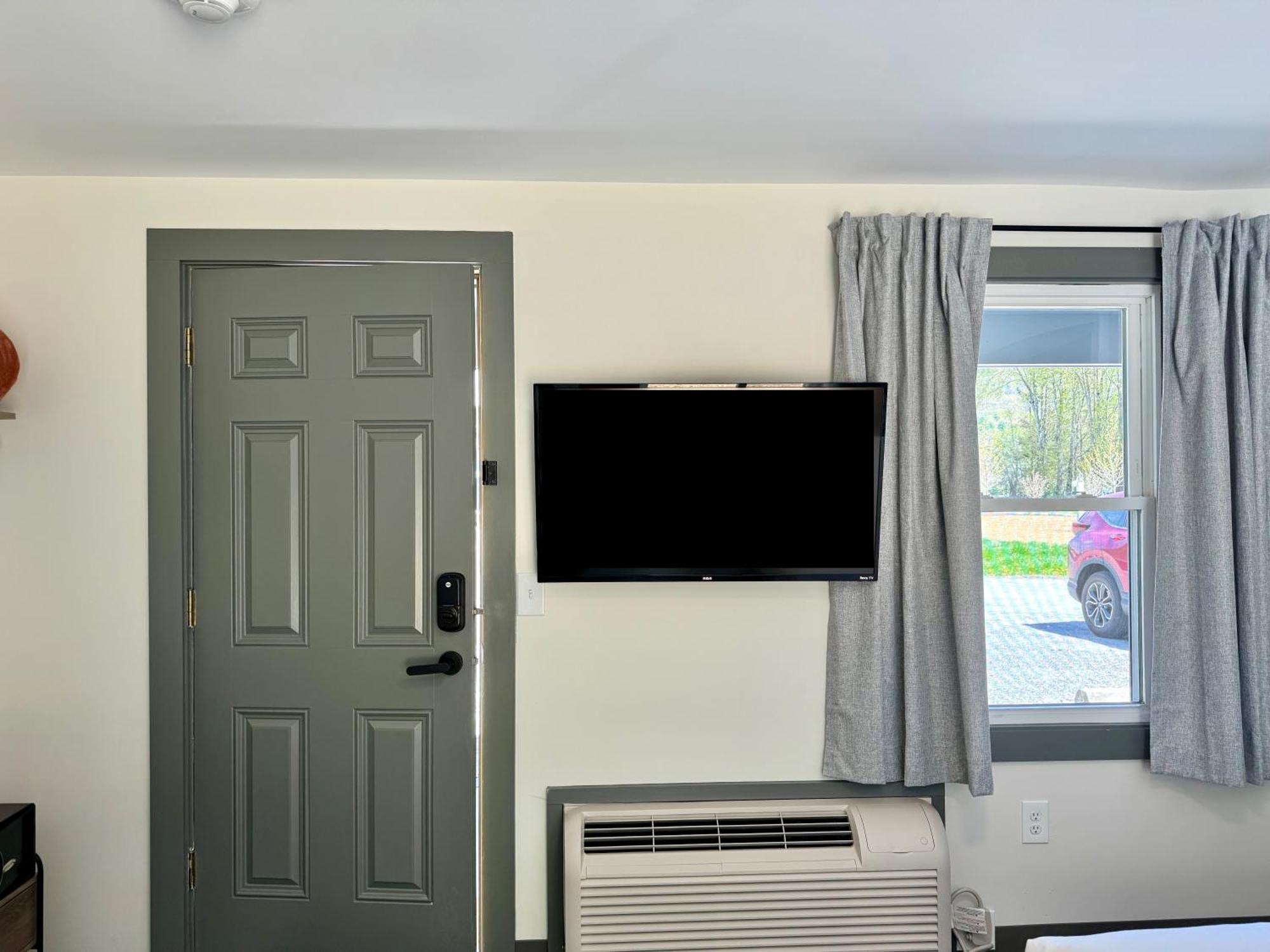 East Rock Inn Great Barrington Room photo